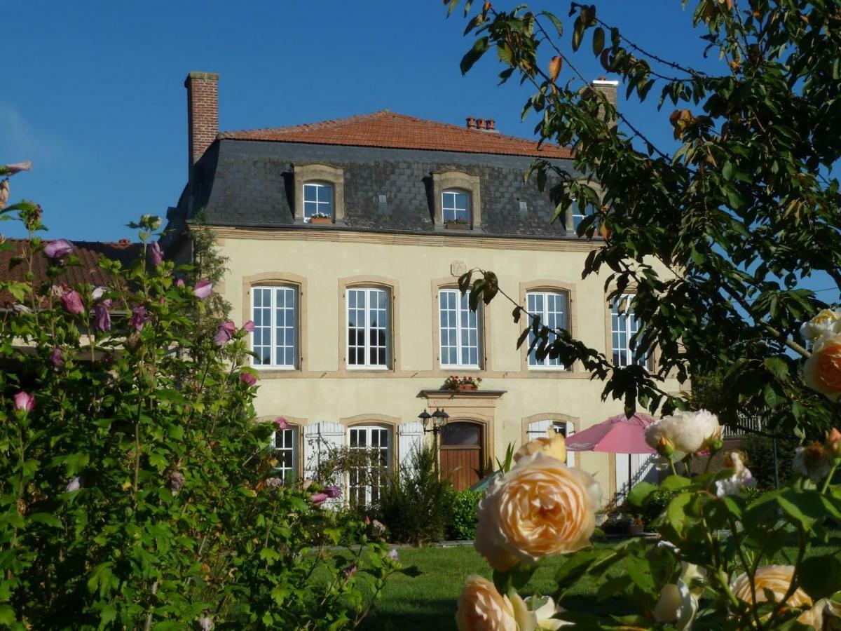 Maison Les Beaux Arts Mouzay  Exteriör bild