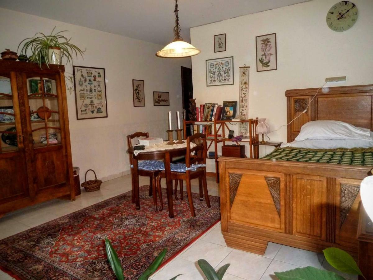 Maison Les Beaux Arts Mouzay  Exteriör bild
